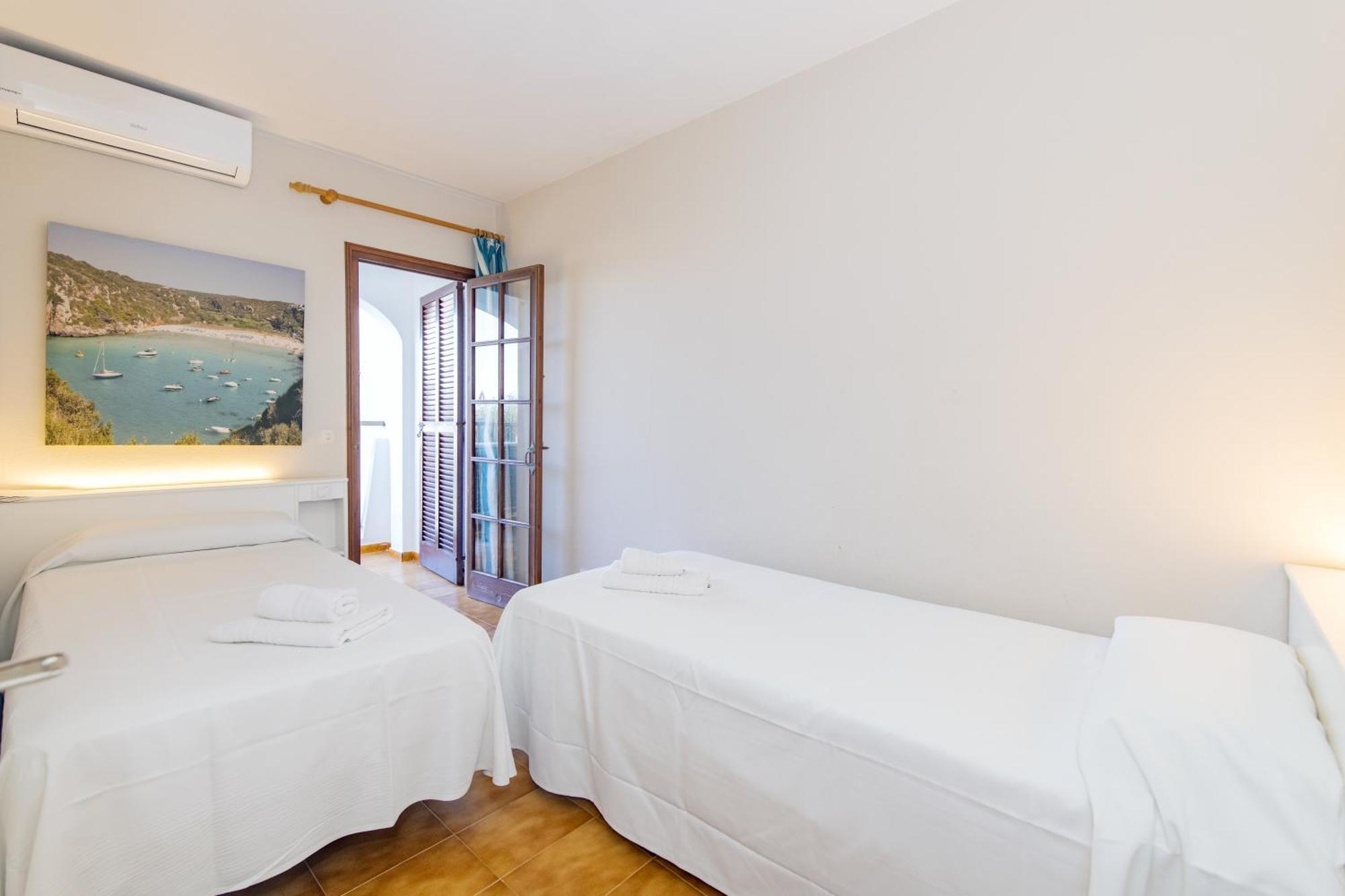 Siesta Mar Confort Cala En Porter  Exterior photo
